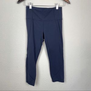 Athleta small navy Capri workout leggings